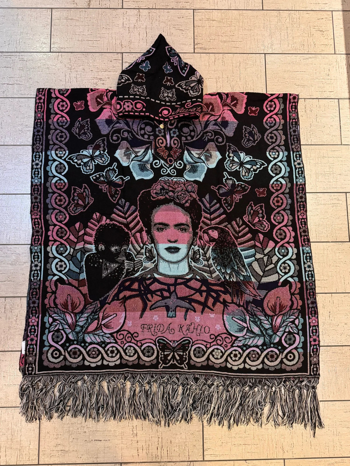 Frida Poncho 2.0 Cinco 26’