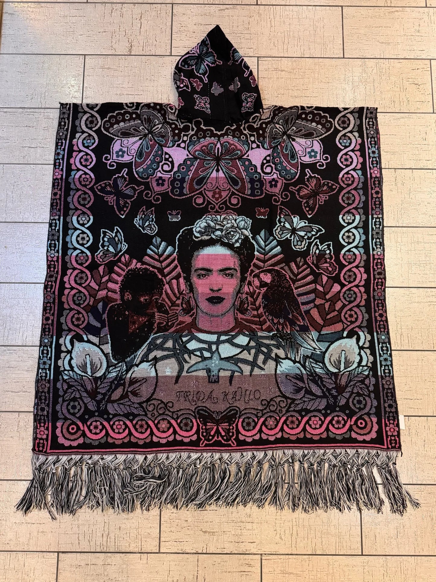 Frida Poncho 2.0 Cinco 26’