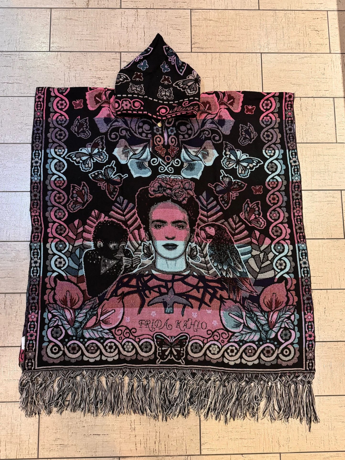Frida Poncho 2.0 Cinco 26’