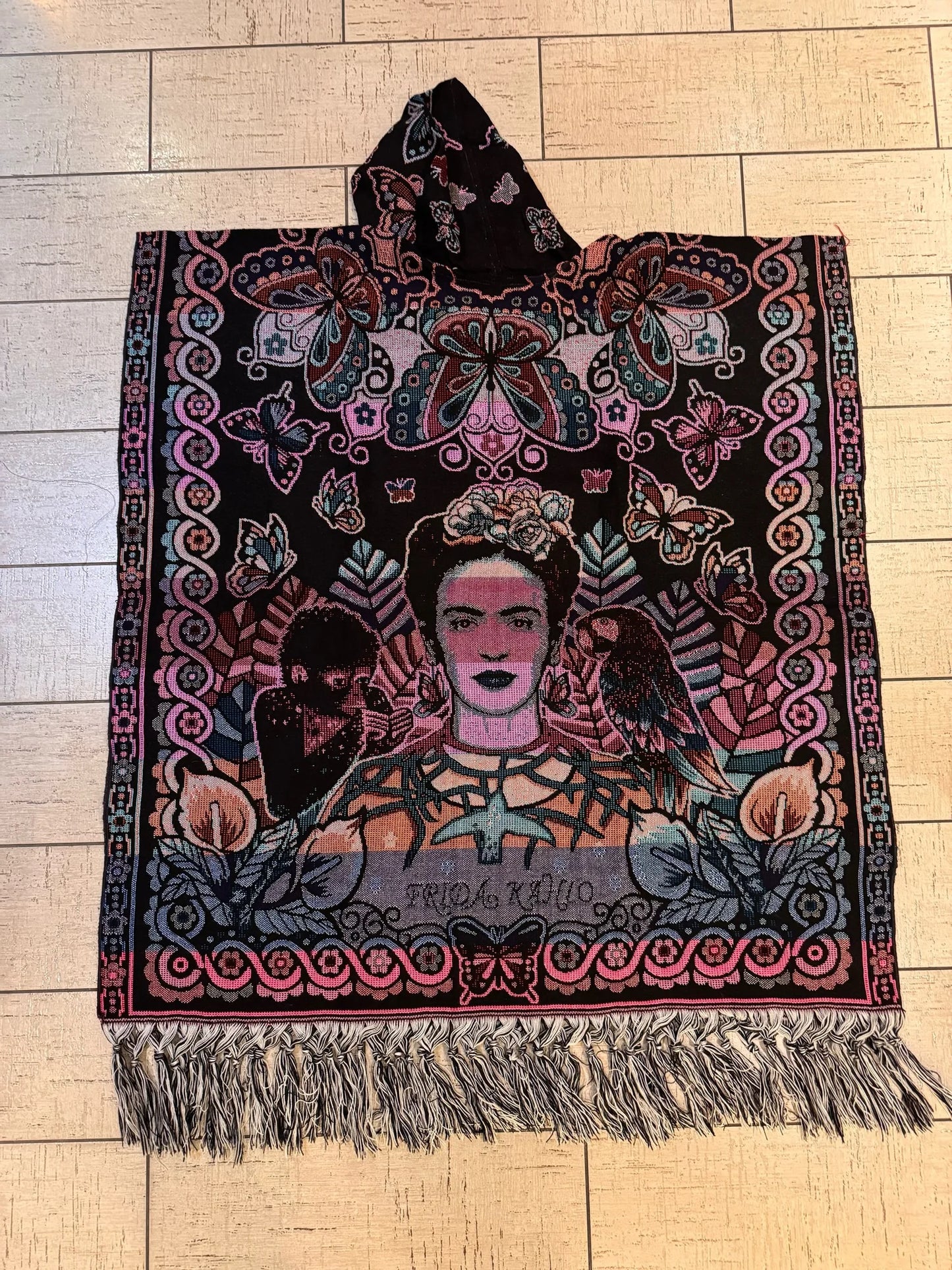 Frida Poncho 2.0 Cinco 26’